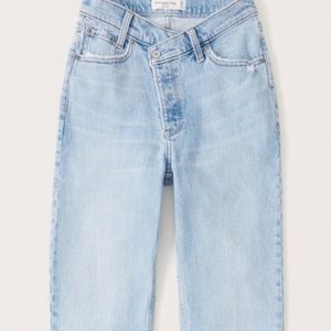 A&F Vintage Stretch Denim
High Rise Dad Jeans